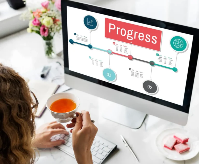 progress-stock-figures-timeline-concept_53876-148029
