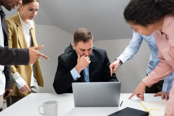 Leadership Skills for Handling Pressure Stress and Crisis How to Lead Effectively in Challenging Situations - Online